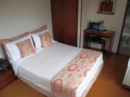 Ayenda 1068 Plaza 36 Hotel Bogotá Kültér fotó